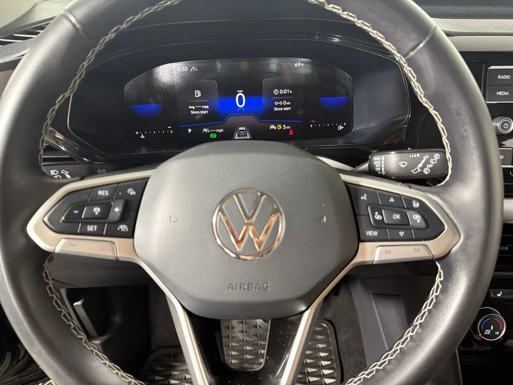 Used 2024 Black Volkswagen 1.5T S image 14