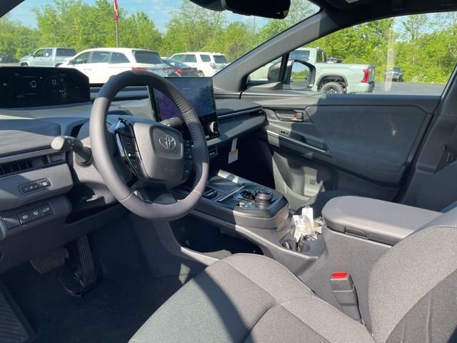 2026 Toyota C-HR SE - Photo 10