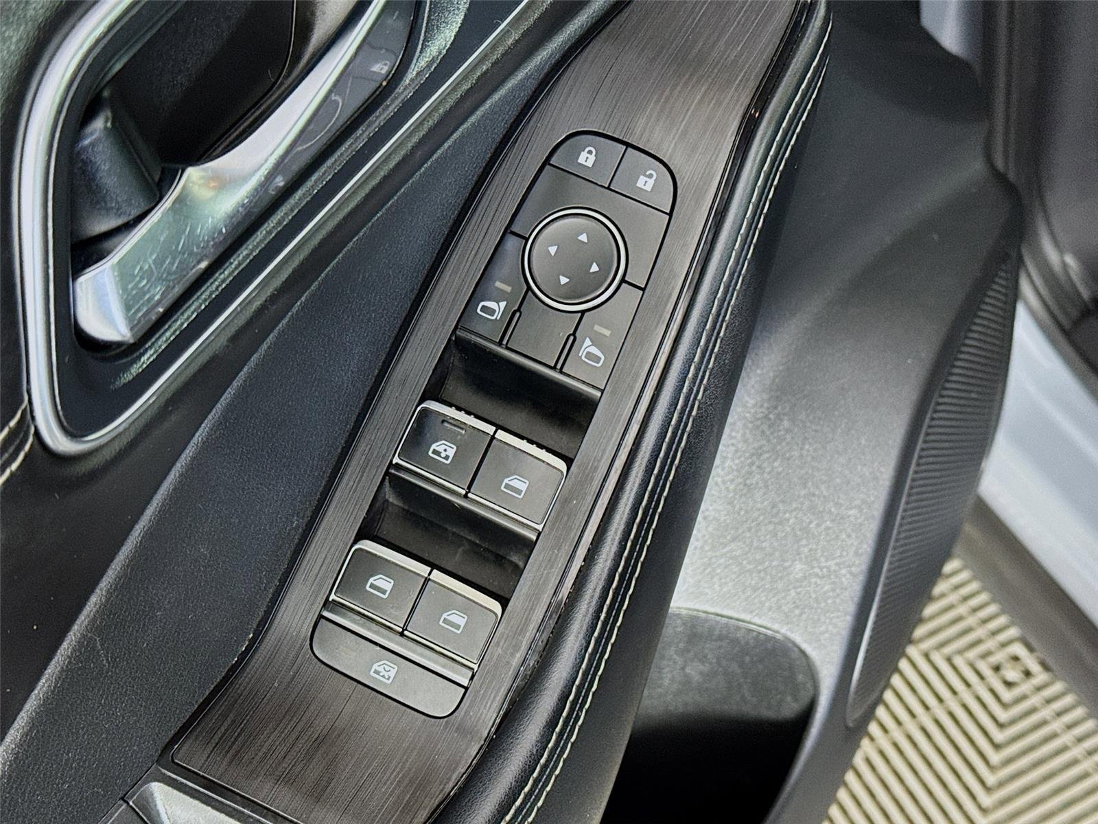 Used 2021 Boulder Gray Pearl Nissan SL image 20