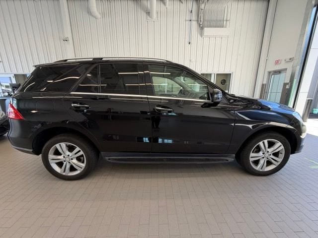 Used 2015 Mercedes-Benz M-Class ML350 with VIN 4JGDA5HB7FA564146 for sale in North Haven, CT