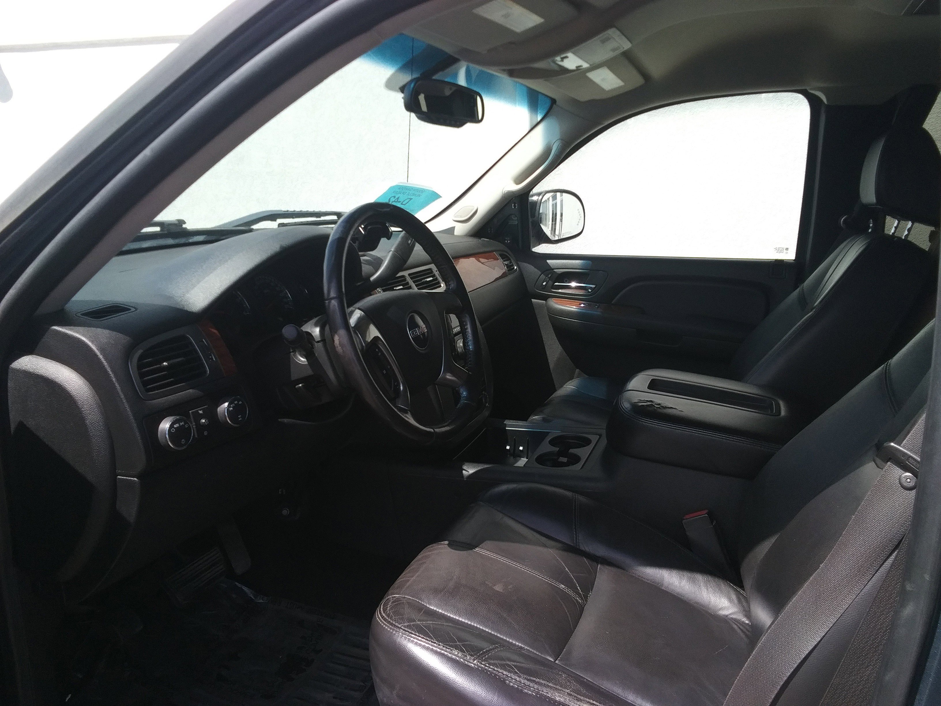 Used 2007 Gray GMC SLT image 12