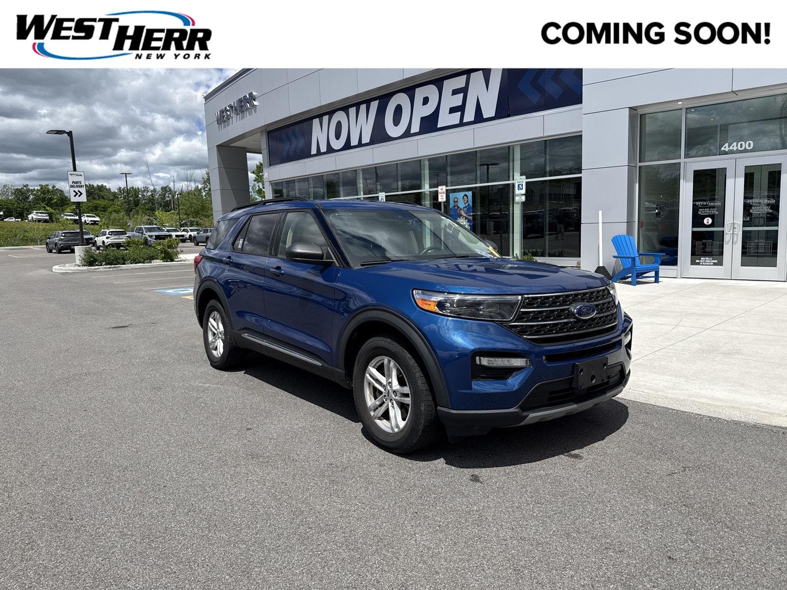 Used 2023 Atlas Blue Ford XLT image 1