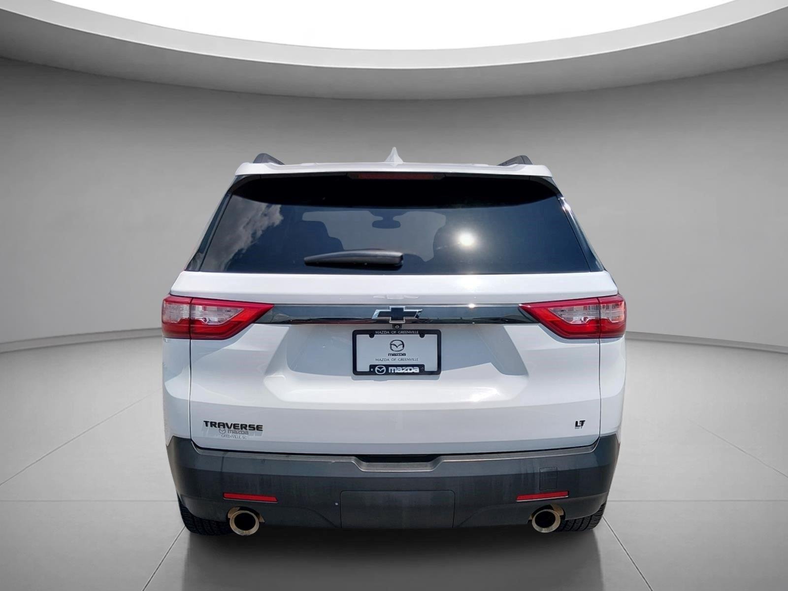 Used 2021 Summit White Chevrolet LT Cloth image 4