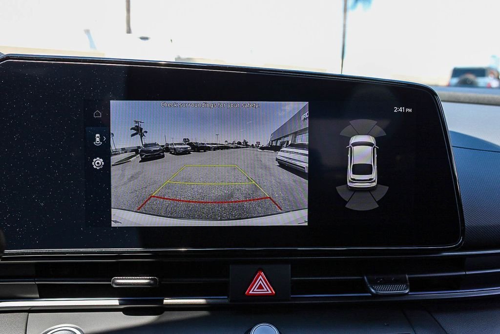 New 2026 White Hyundai Base image 24