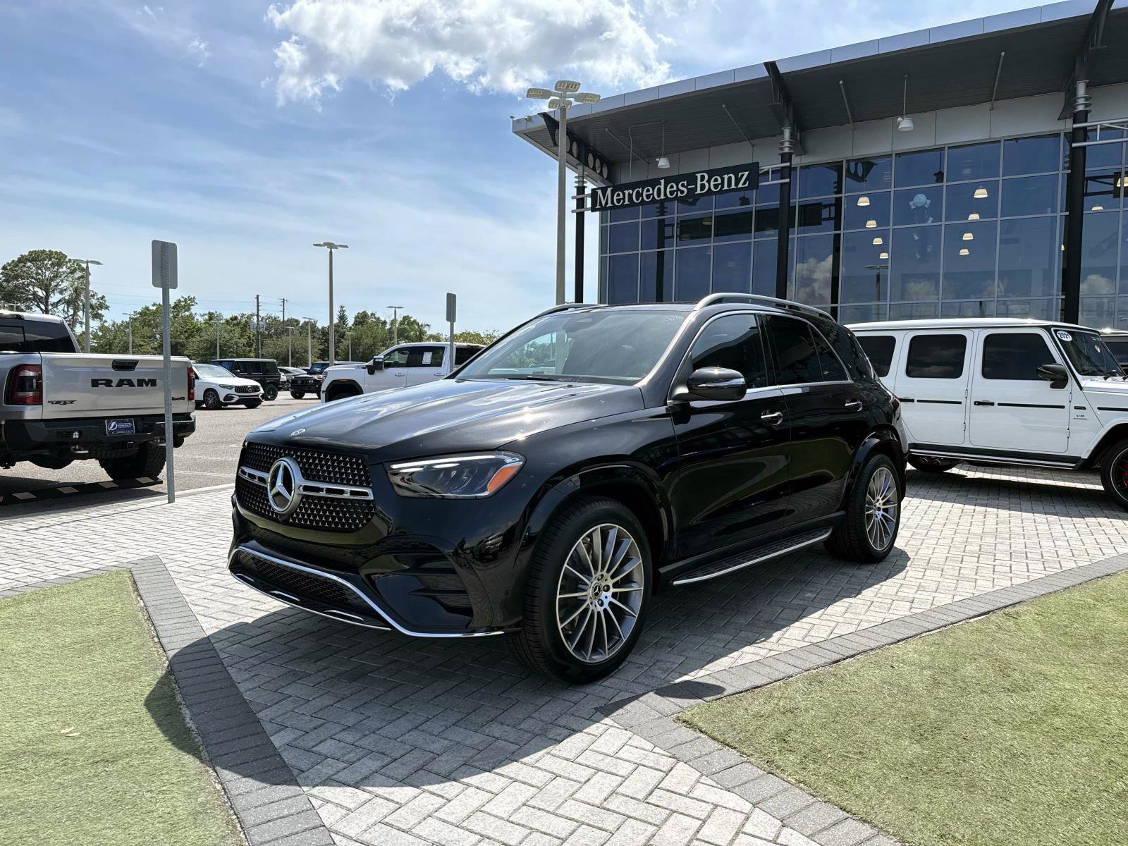 New 2026 Black Mercedes-Benz 350 4MATIC® SUV image 2