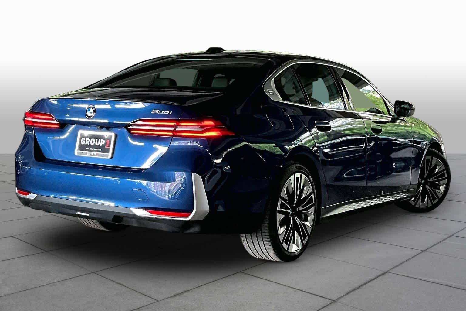 Used 2025 Phytonic Blue Metallic BMW 530i image 12