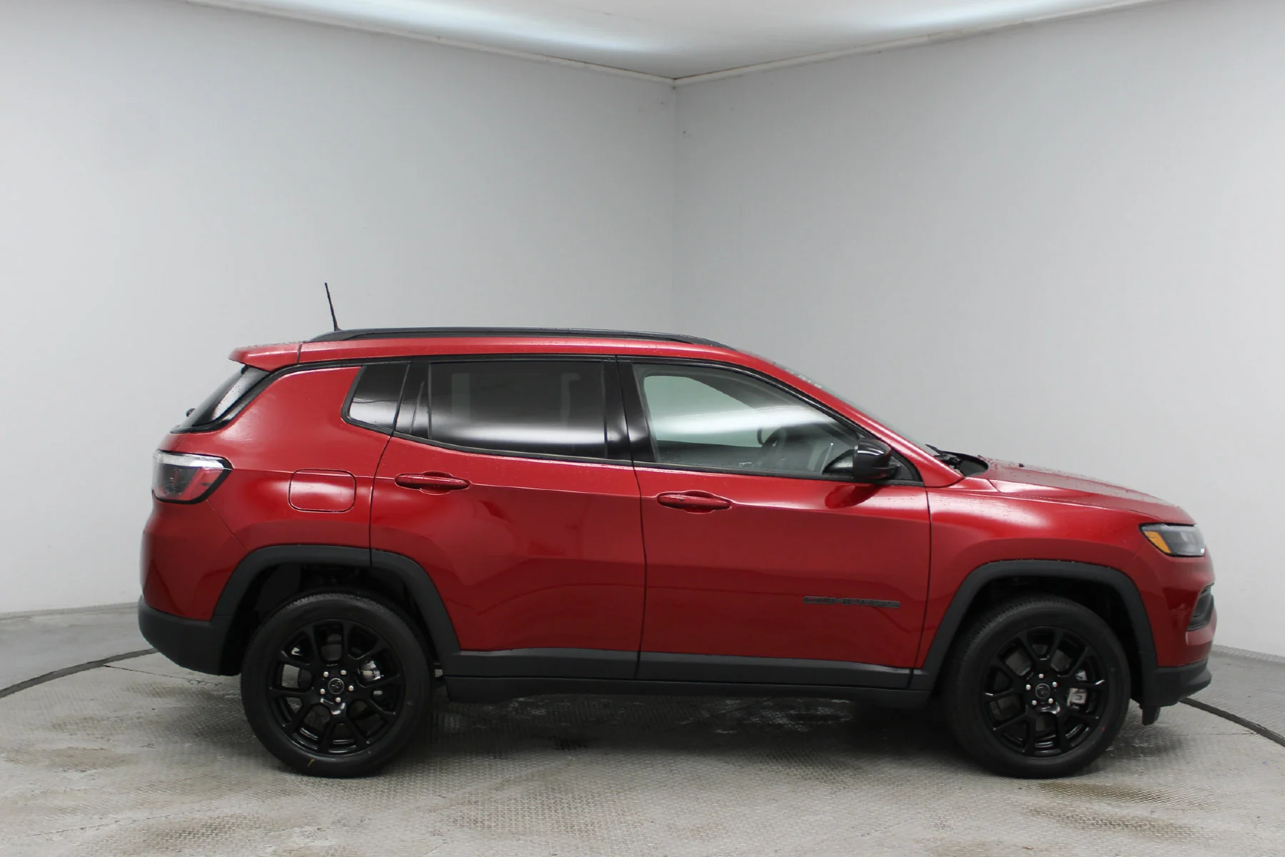 New 2026 Red Hot Pearl-Coat Exterior Paint Jeep LATITUDE ALTITUDE 4X4 image 31