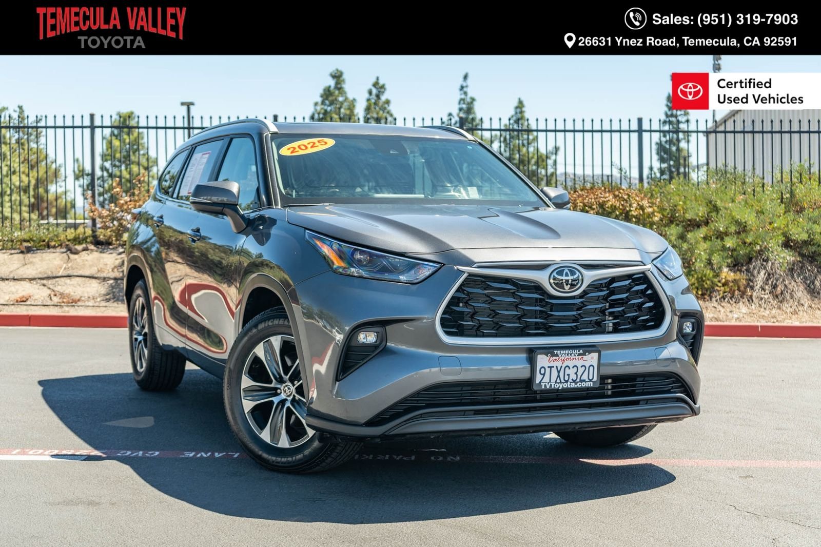 Certified Used 2025 Magnetic Gray Metallic Toyota XLE image 1