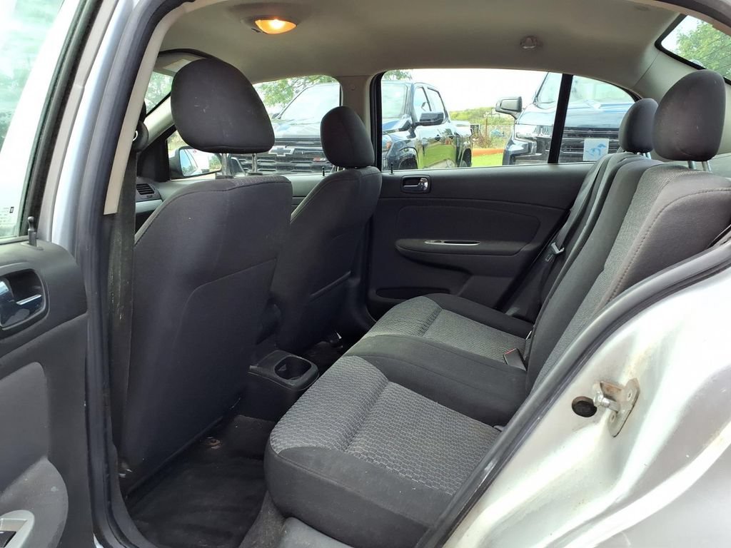 Used 2010 Silver Ice Metallic Chevrolet LT w/1LT image 7
