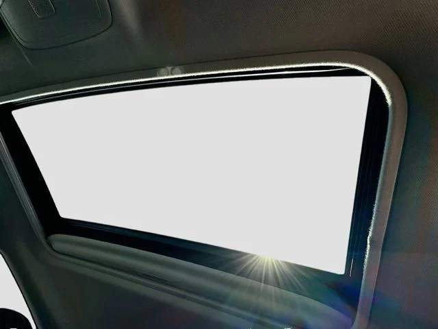Used 2018 Gray Toyota XLE image 21