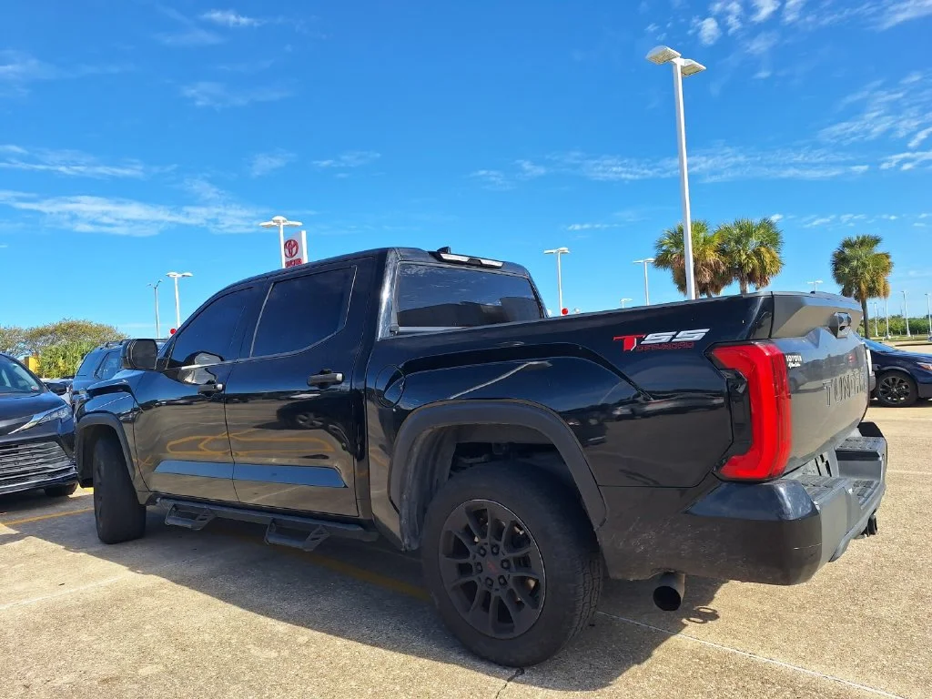 Used 2022 Black Toyota SR5 image 4