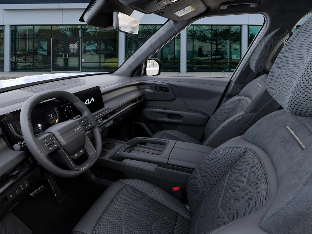 New 2027 White Kia  image 17