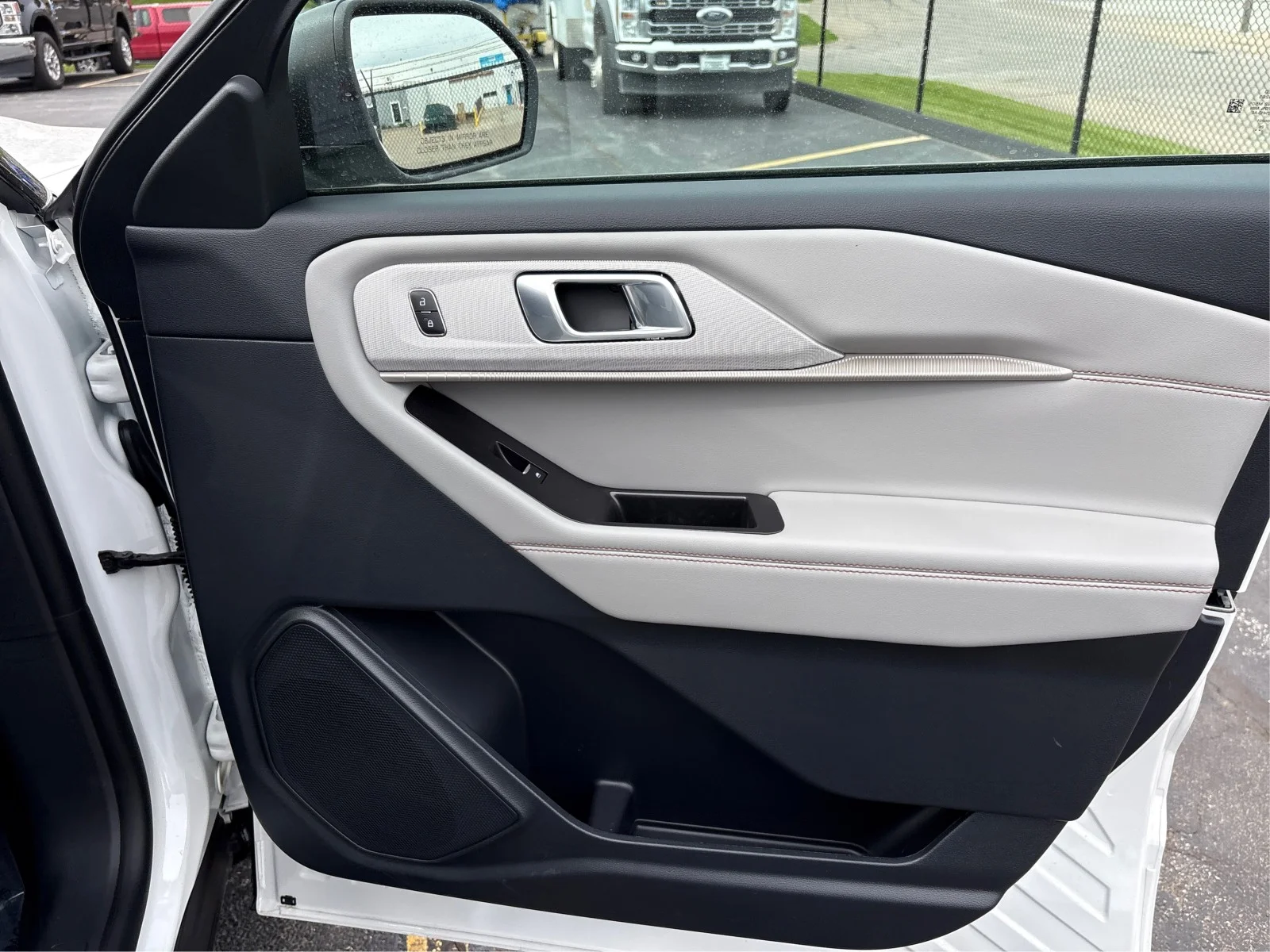 New 2026 Star White Metallic Tri-Coat Ford Active image 19