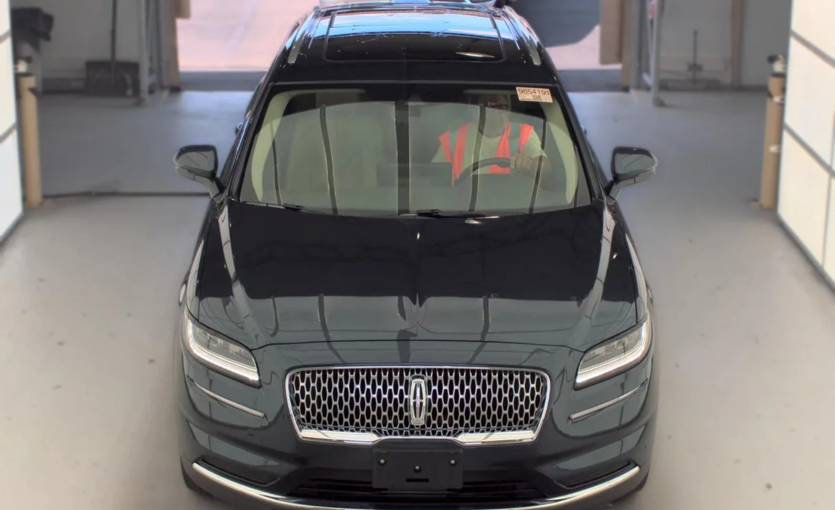 Used 2023 Flight Blue Lincoln Reserve image 5