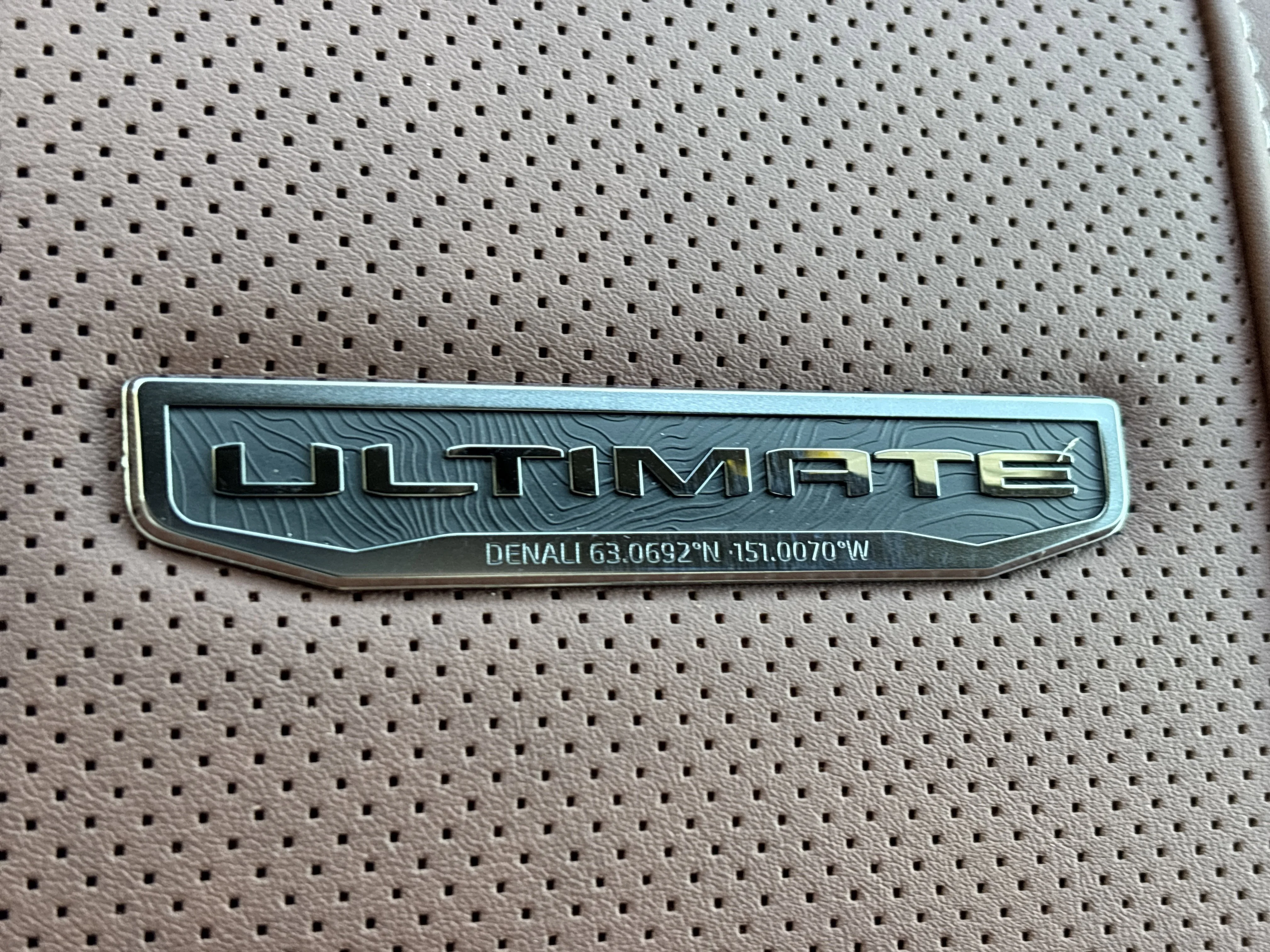 2026 GMC Sierra 3500HD Denali Ultimate - Photo 48