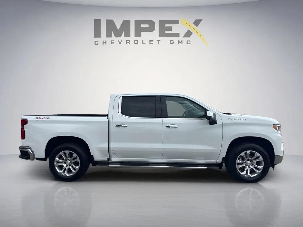 Used 2025 Summit White Chevrolet LTZ image 6