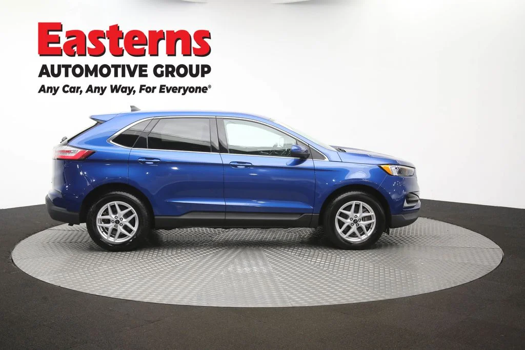 Used 2023 Blue Ford SEL image 45