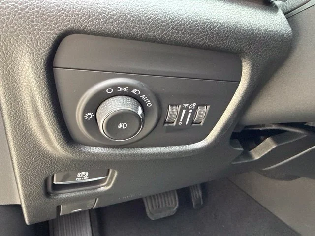 New 2027 Black Jeep Limited image 14