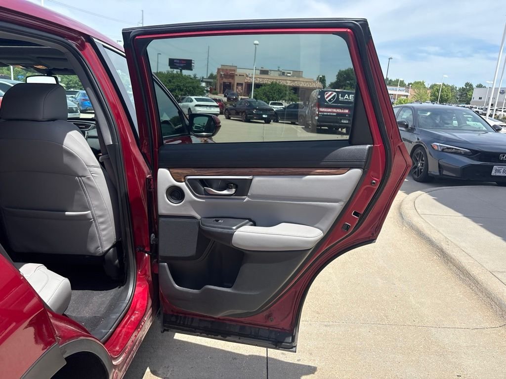 Used 2022 Red Honda EX-L image 31