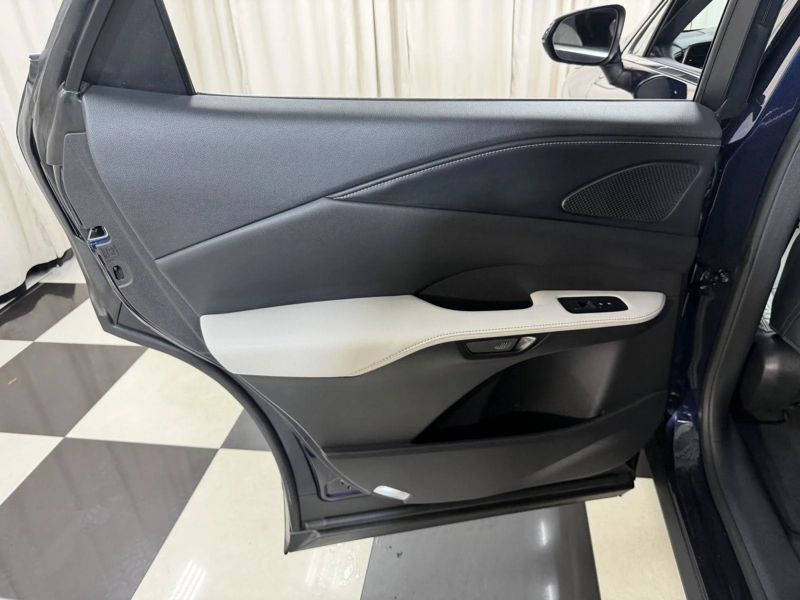 Used 2024  Lexus 350 Premium image 49