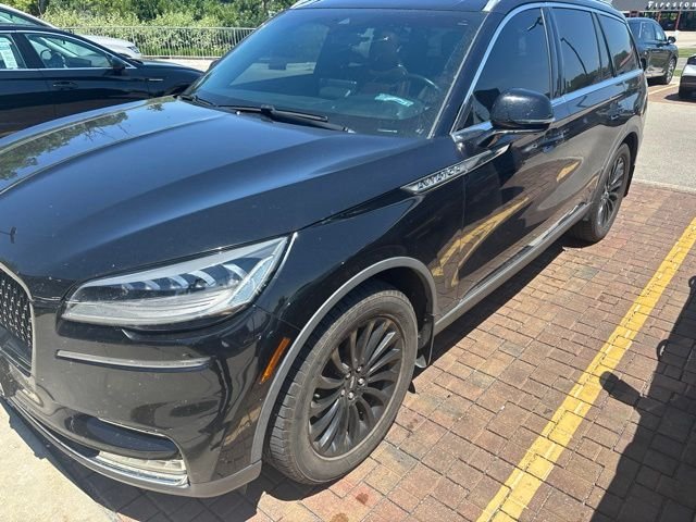 Used 2020 Black Lincoln Reserve image 1