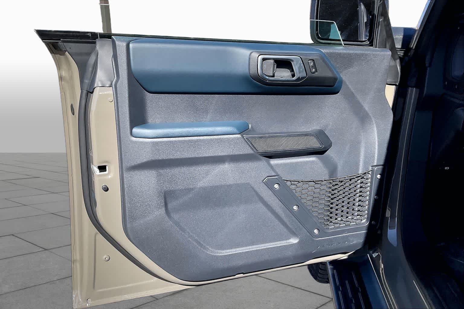 2026 Ford Bronco 4-Door Heritage Editon - Photo 10