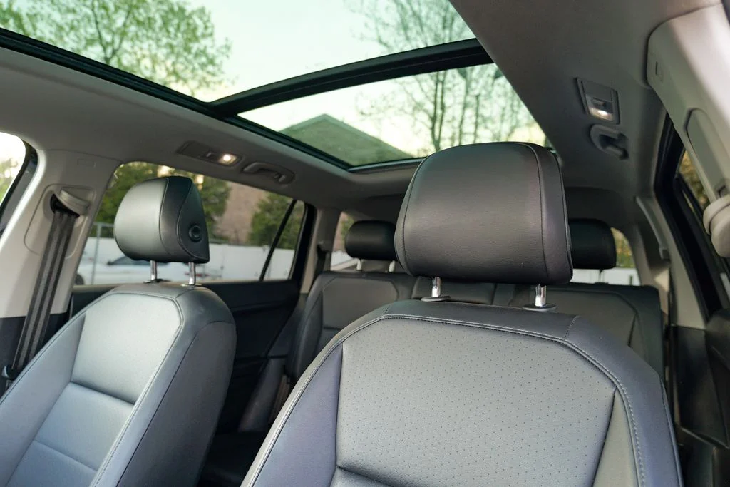 Used 2019 Platinum Gray Metallic Volkswagen 2.0T SE image 22