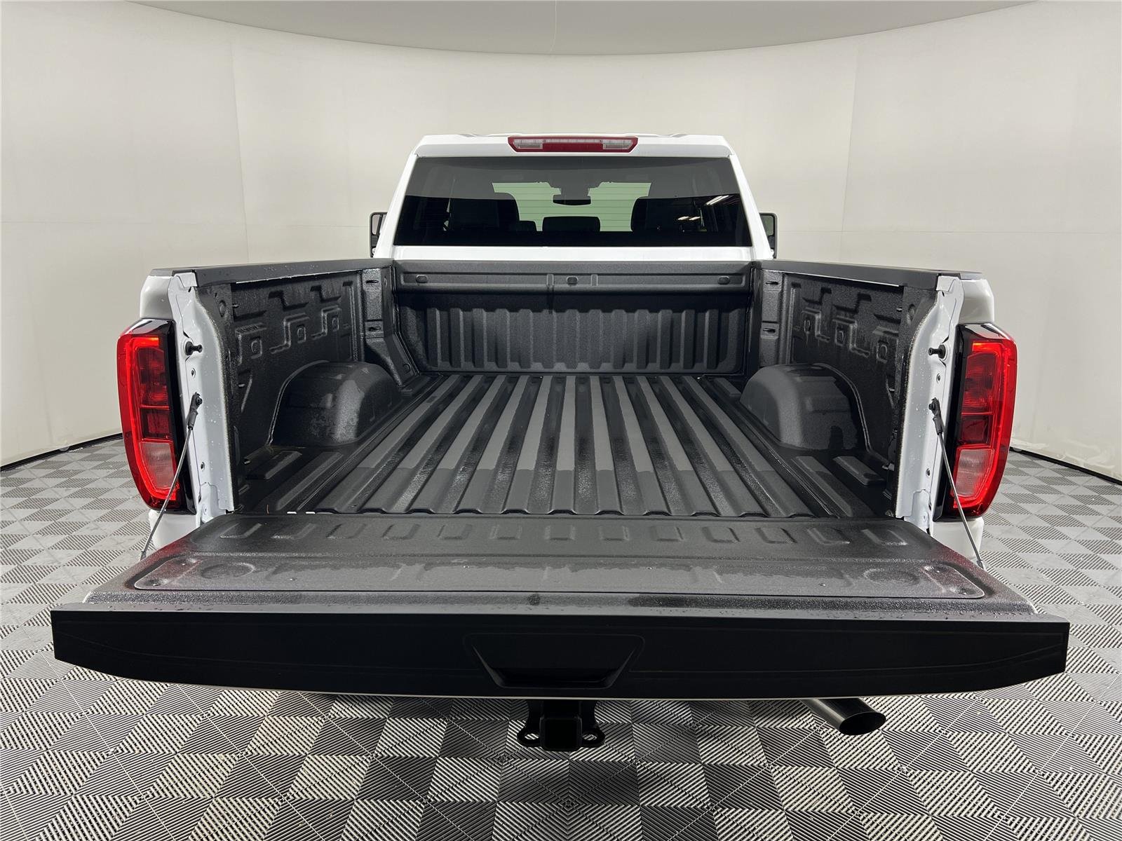 2026 GMC Sierra 2500HD Pro - Photo 16