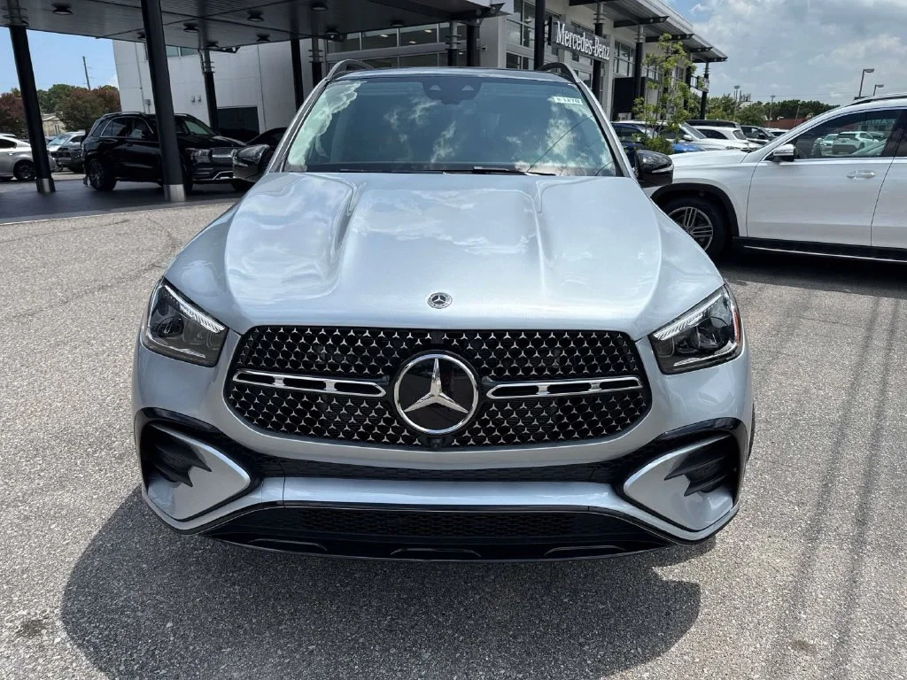 Certified Used 2025 Silver Mercedes-Benz GLE 350 image 2