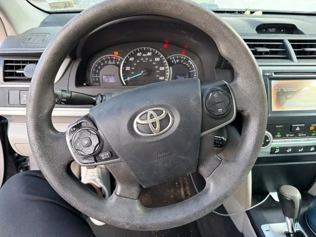 Used 2012 Gray Toyota LE image 5