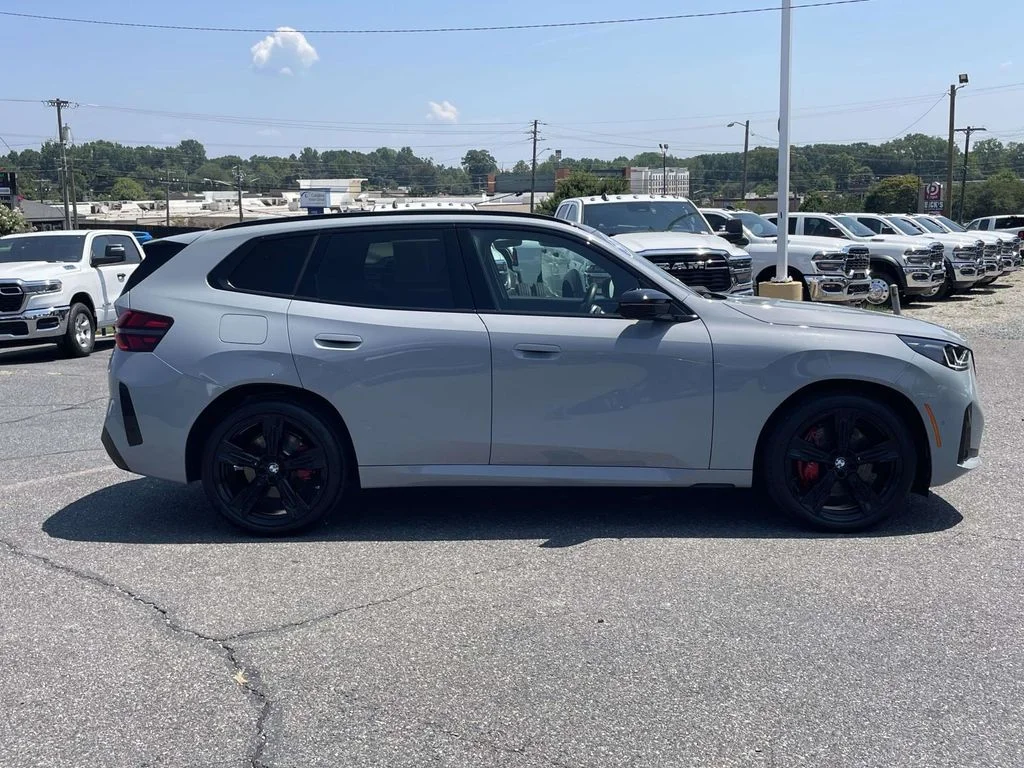 Used 2026 Gray BMW M50 xDrive image 9