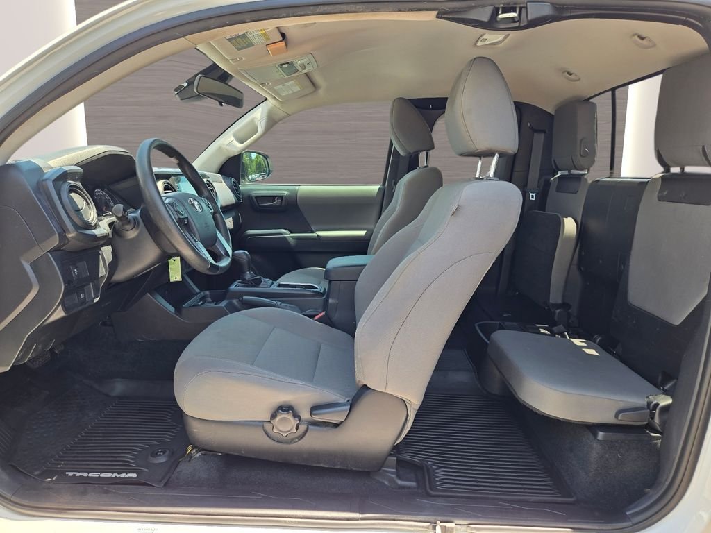 Used 2020 White Toyota SR image 16