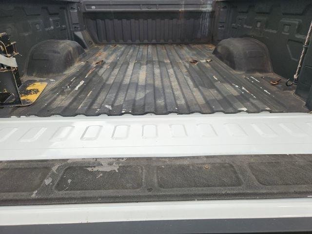 Used 2021 SUMMIT WHITE Chevrolet Custom image 23