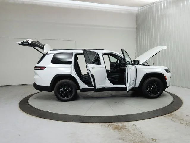 2026 Jeep Grand Cherokee L Laredo - Photo 17