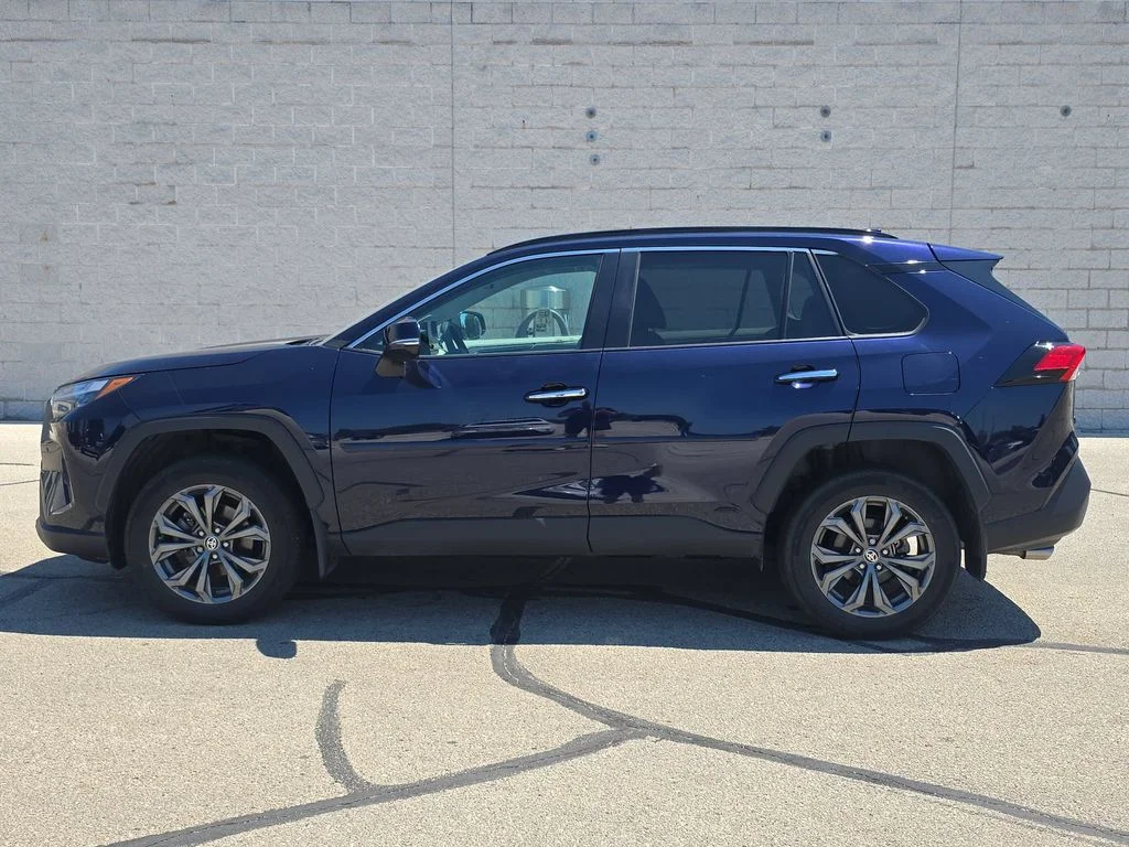 2024 Toyota RAV4 Limited - Photo 10