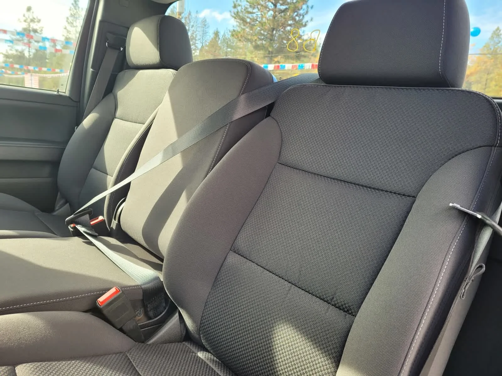 New 2023 Summit White Chevrolet LT image 9