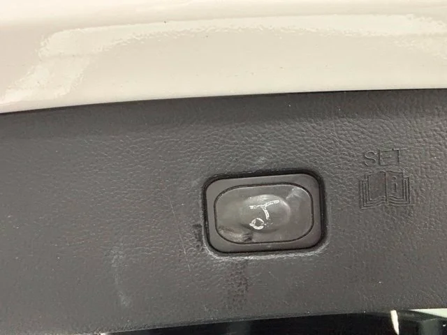Used 2020 White Ford SEL image 12