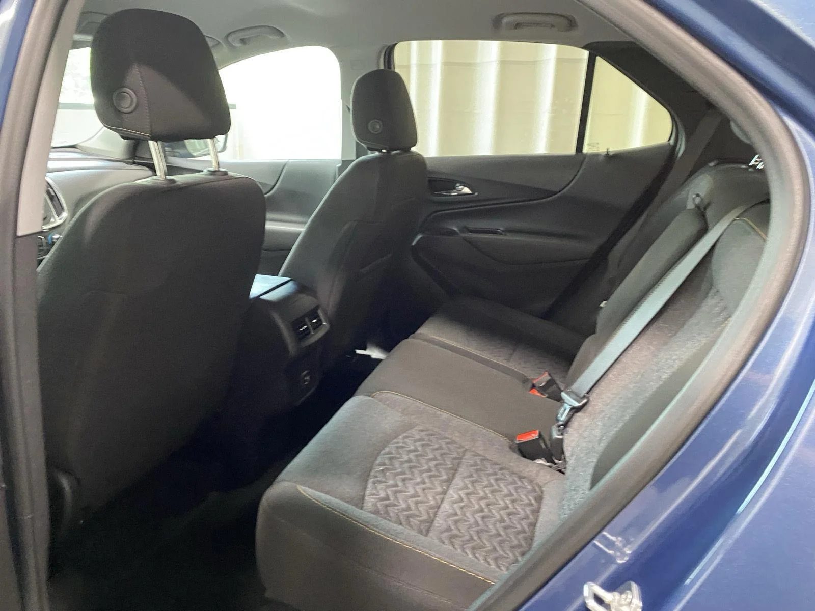 Used 2024 Lakeshore Blue Metallic Chevrolet LT image 15