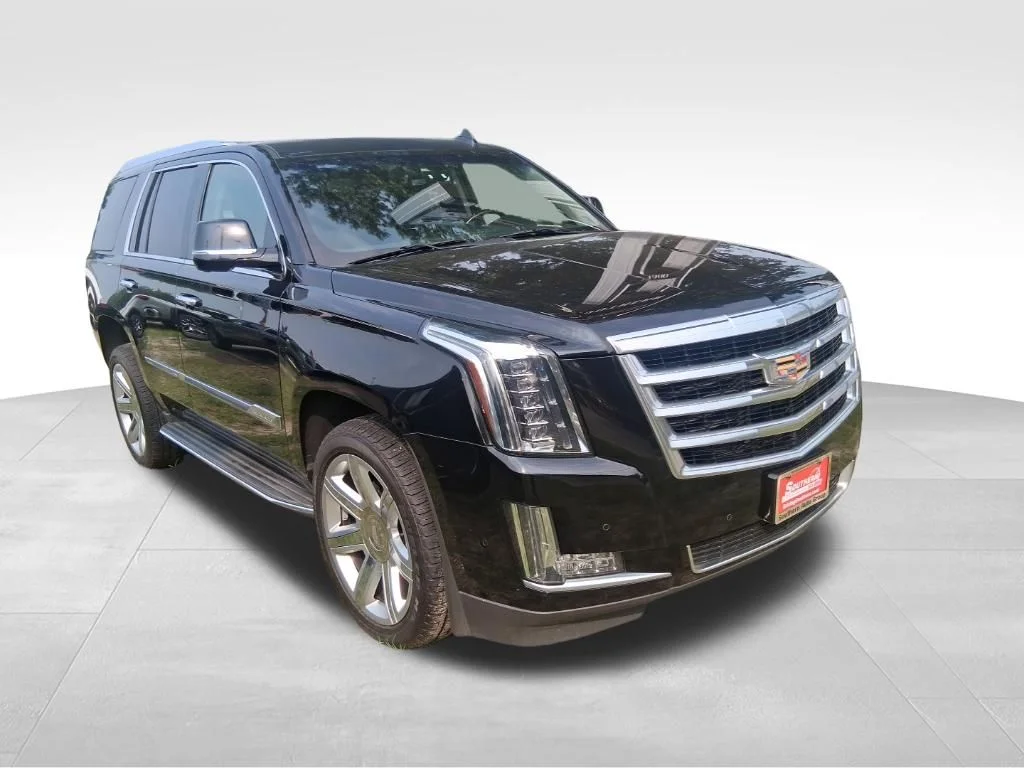 Used 2017 Black Cadillac Luxury image 3