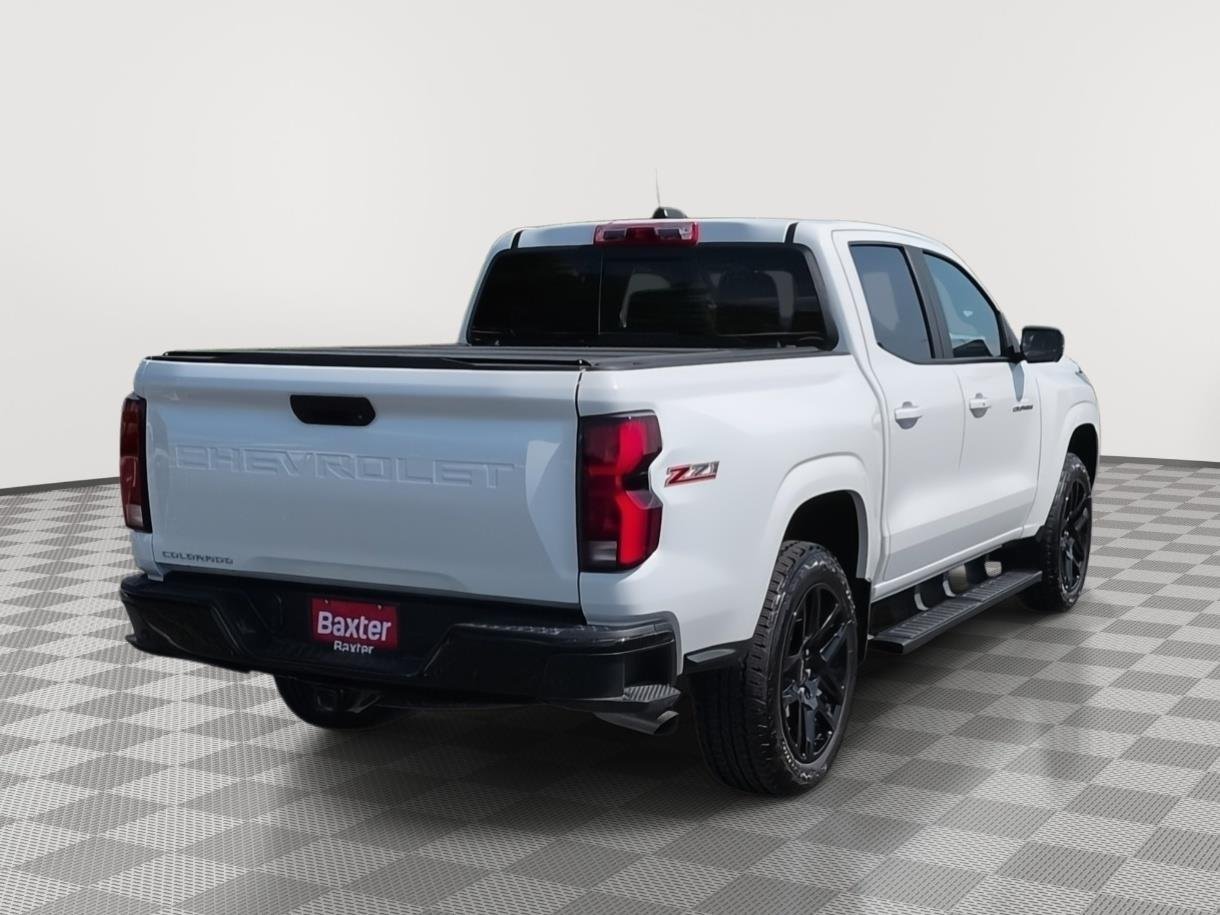 Used 2025 Summit White Chevrolet 4WD Z71 image 22