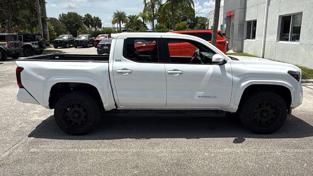 Used 2026 Ice Toyota SR5 image 9