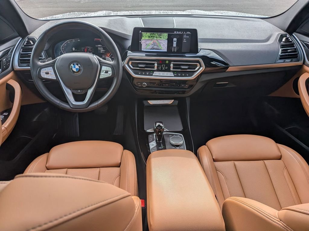 Used 2023  BMW xDrive30i image 18