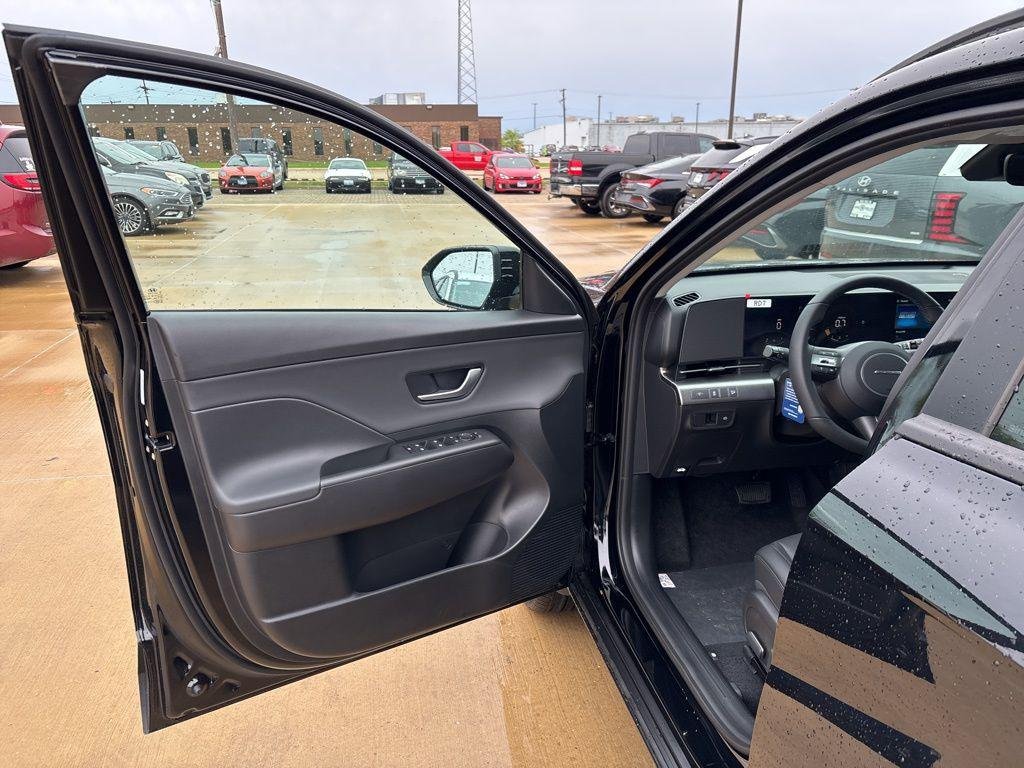 New 2026 Abyss Black Hyundai SEL Premium AWD image 15