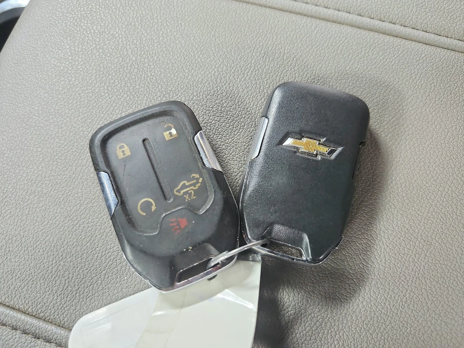 Used 2023 White Chevrolet LTZ image 33