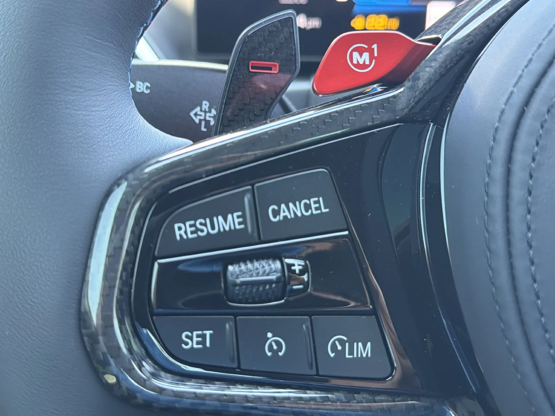 New 2027 Black Sapphire Metallic BMW Base image 27