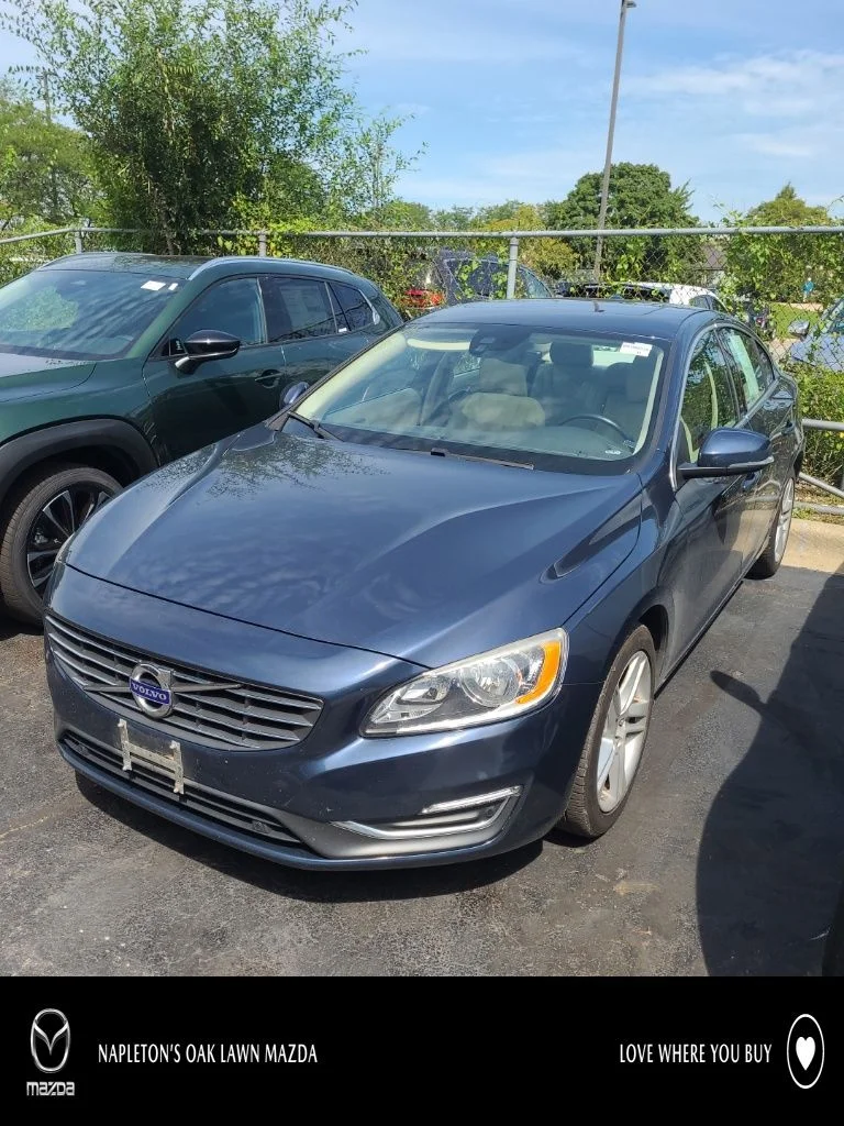Used 2015 Blue Volvo T5 Premier image 1