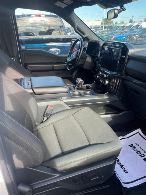 Used 2022 White Ford XLT image 6