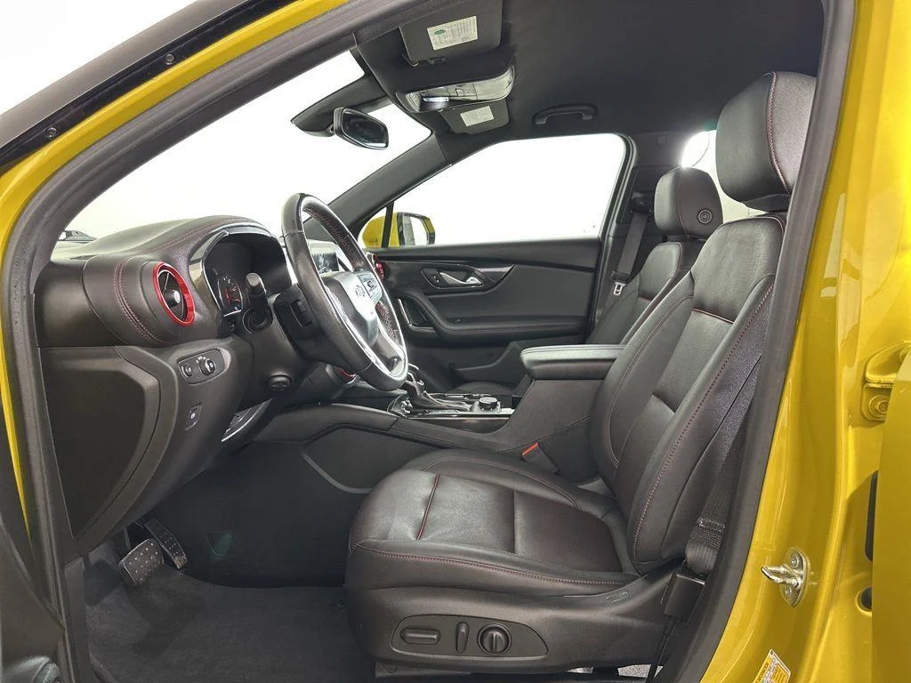 Used 2022 Yellow Metallic Chevrolet RS image 13