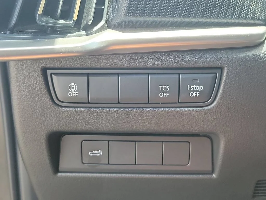 Used 2024 Black Mazda 3.3 Turbo Select image 17
