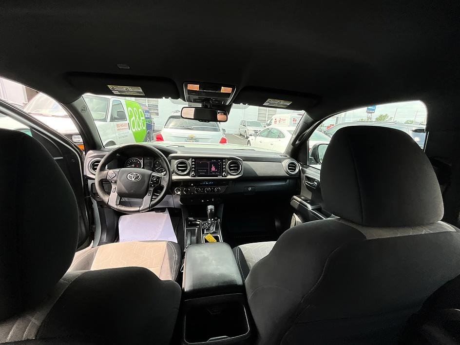 Used 2023  Toyota TRD Off-Road image 33